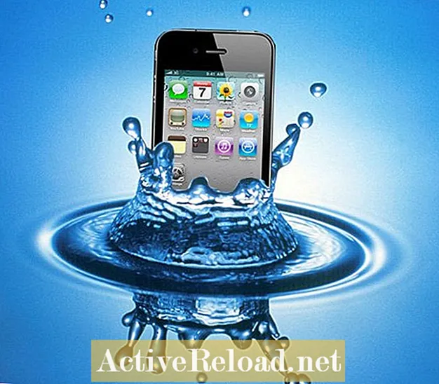 Sådan sparer du din vand gennemblødt mobiltelefon