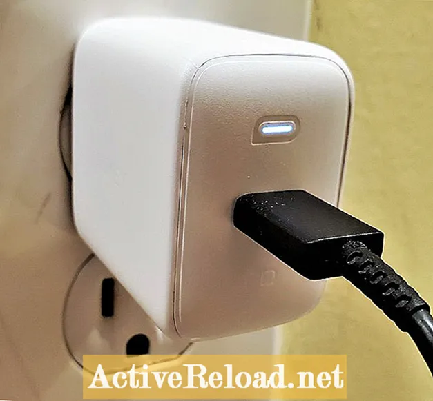Aukey 61W PD Wall Charger: De klengste Laptop Adapter?